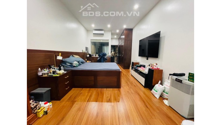 VIP ĐỐNG ĐA - HOT CỰC ĐẸP HOÀNG CẦU GARA ÔTÔ THANG MÁY KINH DOANH 48m2 x 6 TẦNG CHỦ LÀ THẦY PHONG THỦY 15 tỷ 0947052338